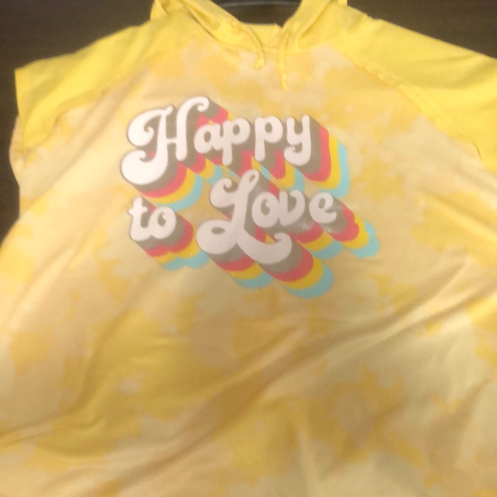 Happy to love shirt like a crop top